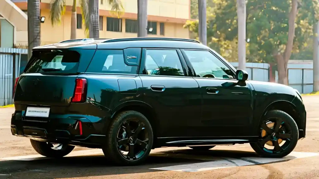 Mini Countryman Electric JCW Pack