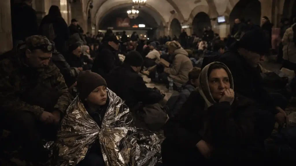 Civilian casualties and crisis in the cold